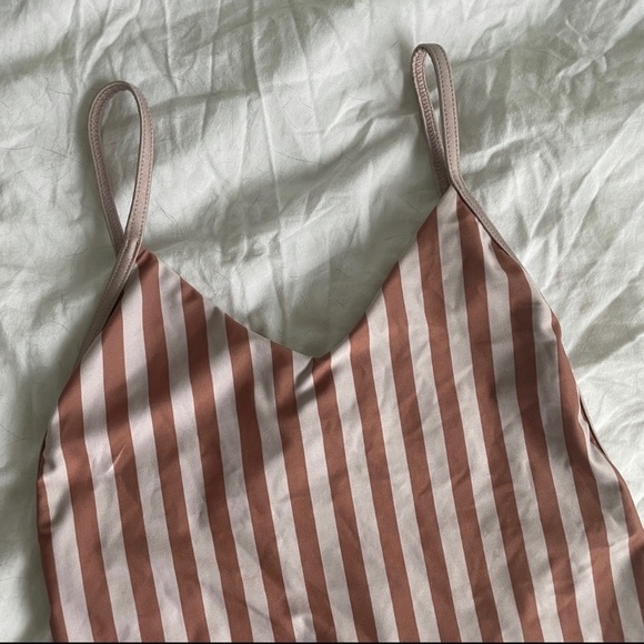 SOLD - June swimwear bathing suit - Picture 4 of 4